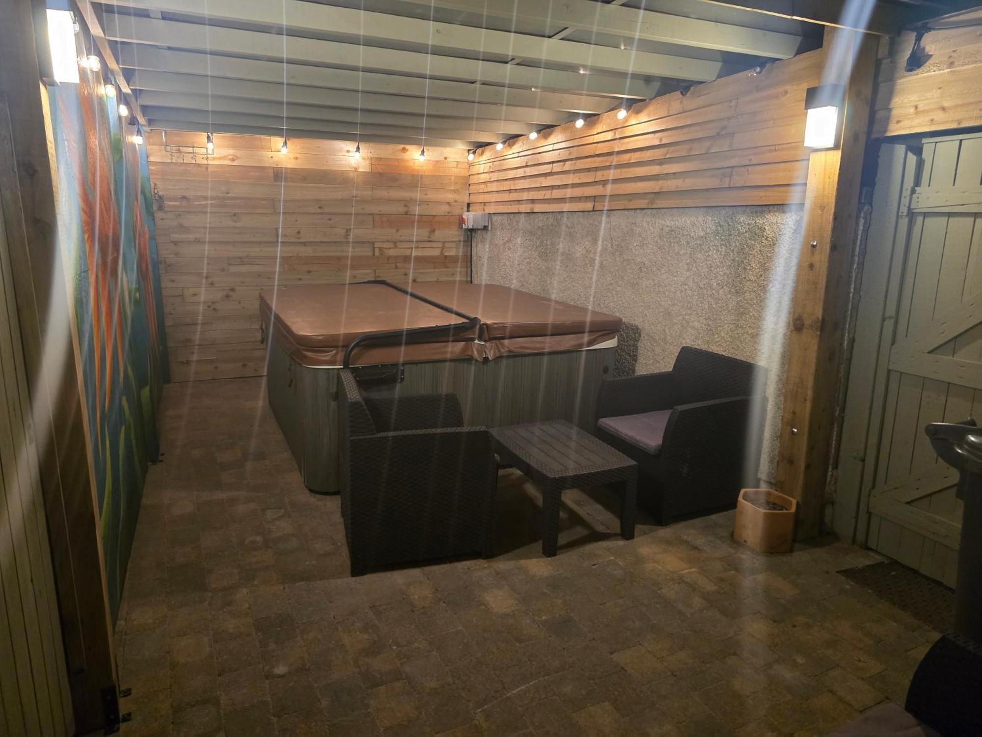 Eden Rose Cottage Hot-Tub Jacuzzi Morecambe-Bay Екстериор снимка